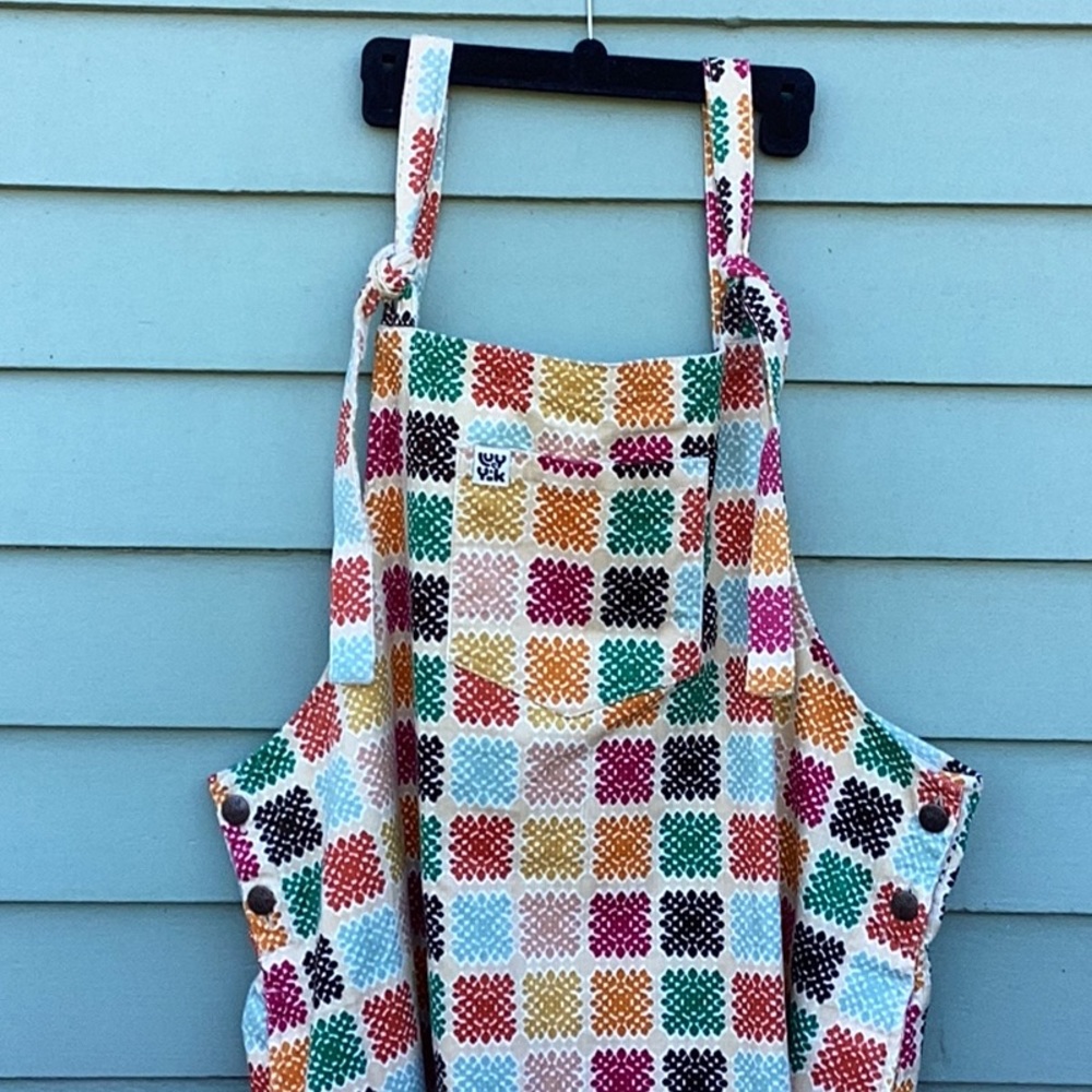 Lucy and Yak   NWT   Mini Pini Dress   Organic Corduroy
Ltd Edition Anyana print